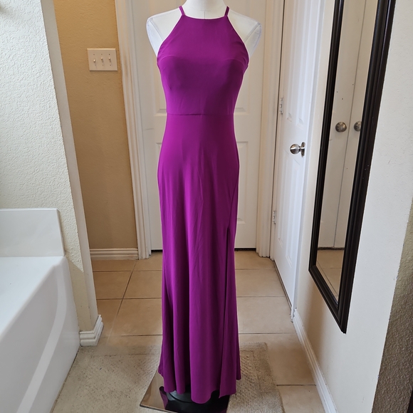 Jump Apparel Magenta Halter Neck Evening Gown – Size 3/4 - Picture 2 of 11
